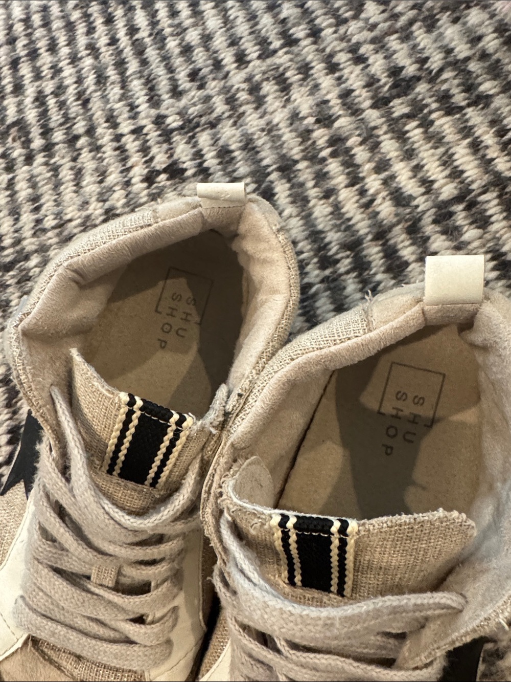 ShuShop Beige and Black Star High-Top Athletic Sneakers - Picture 3 of 6